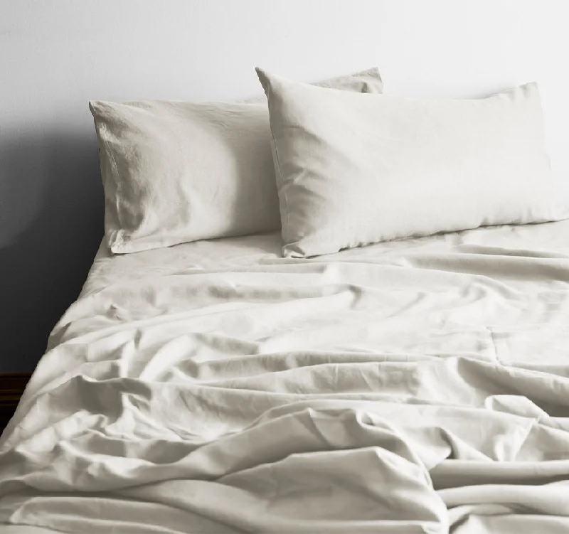 Moisture - Wicking Cotton Sheets for a Dry and Comfortable SleepHalo Organic Cotton Sheet Set Range White Sand