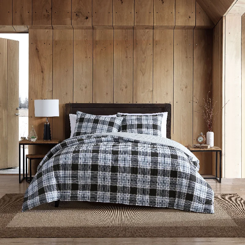 Duck down comforters with a softer feel and good warmth retentionEddie Bauer Lewis Plaid Cotton Comforter Set