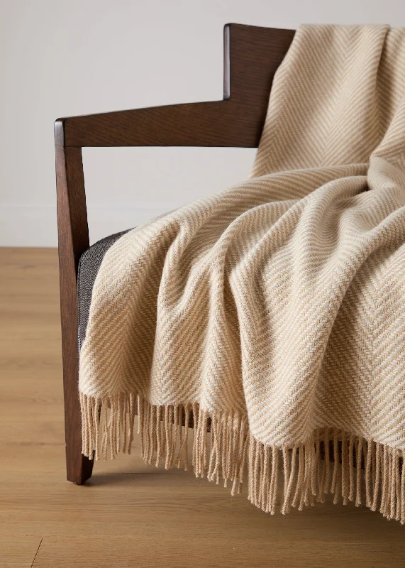 Queen - size blankets for standard - sized bedsFoxford Baby Camel and White Merino Throw