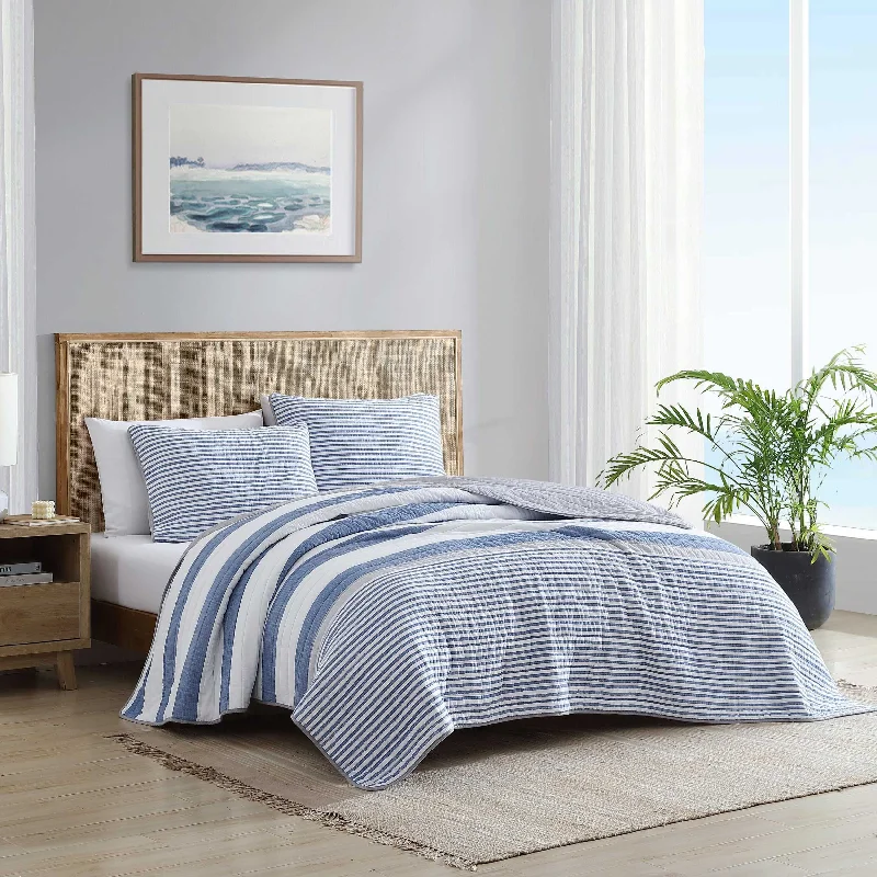 Down - filled comforters for supreme warmth and lightnessNautica Fairwater Blue King Quilt & Sham Set