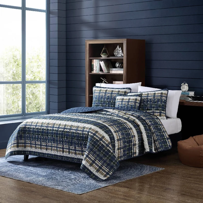 Wool - filled comforters with natural moisture - wicking and temperature - regulating featuresNautica Marina Cove Blue King Reversible Quilt & Sham Bonus Set