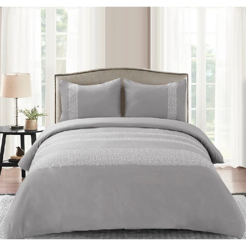 Silk - filled comforters for a luxurious and smooth touchPebble Cotton Comforter Set in Grey